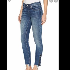 Blank NYC Women’s Denim Skinny Jeans with bottom zipper detail size 27